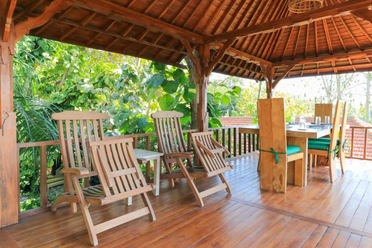 The Laras Villa Jimbaran  Exterior photo